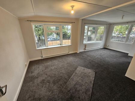 2 bedroom park home to rent - Photo 3