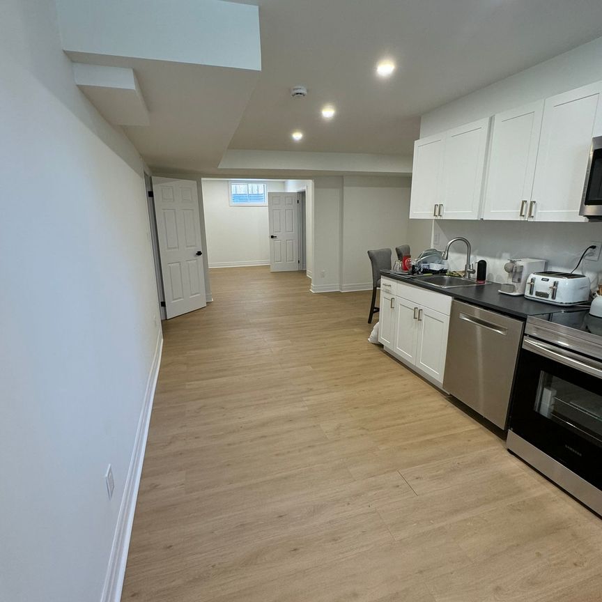 For Lease - 23 chatsworth Court Unit# Lower, Vaughan, Ontario - Photo 1