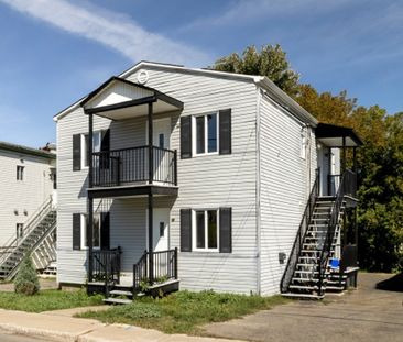 30 Rue Brazeau, J7E 3P4, Sainte-Thérèse - Photo 2