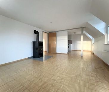 Wohnung mit Kachelofen und besonderem Charme - Foto 1