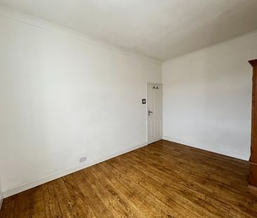 2 bedroom House To Let - Photo 2