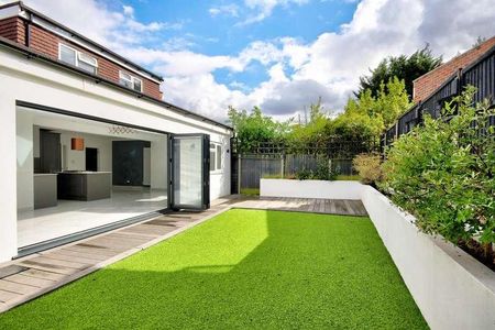 Medway Close, Garston, Watford, WD25 - Photo 4