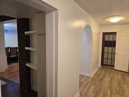 For Lease - 53 Caines Avenue, Toronto, Ontario - Photo 4