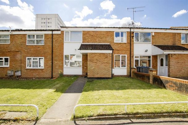 5 bedroom house to rent - Photo 1