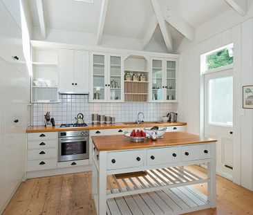 This House is Special! - Photo 4