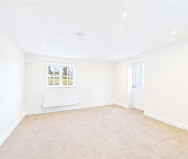 Farm Lane, Mortimer West End, Reading, Hampshire, RG7 - Photo 3