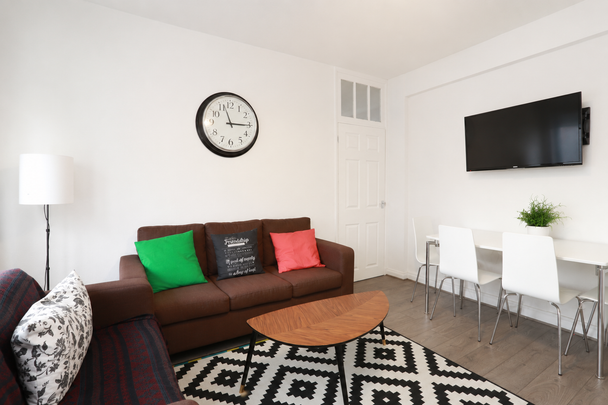 Juniper House – Room 1 - Photo 1