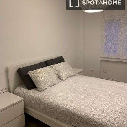 madrid, Community of Madrid 28019 - Photo 1