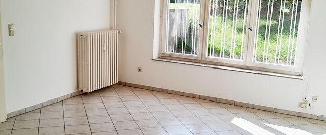 Exposé 2663 • Ruhig gelegene 2 ZKB Souterrainwohnung am Botanischem Garten! - Foto 1