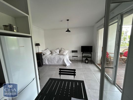 Location Appartement 1 pièce 27m² LA ROCHELLE 17000 - Photo 1