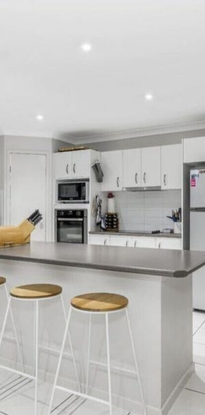 Upper Coomera - Photo 1