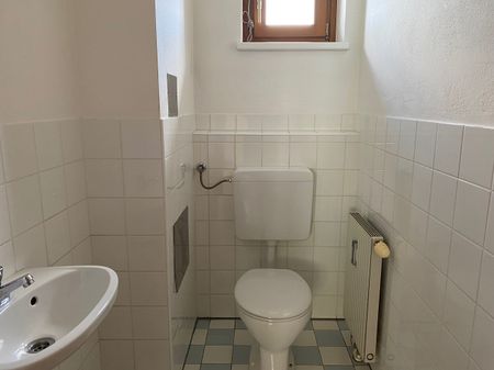 AKTIONSWOHNUNG & NEUE KÜCHE - Lichtdurchflutete 3-Zimmer-Wohnung mit Balkon und Carportparkplatz in ruhiger Lage - Foto 3