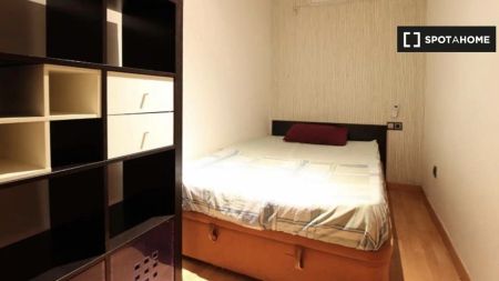 Piso de alquiler en Embajadores - Lavapiés - Photo 2