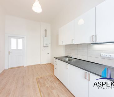 Pronájem bytu 2+1 70 m² - Фото 2