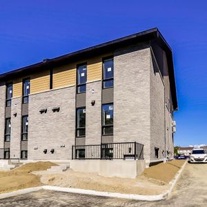 82 Rue Du Campagnard (Gatineau) Spacieux Appartement D'une Chambre - Photo 3