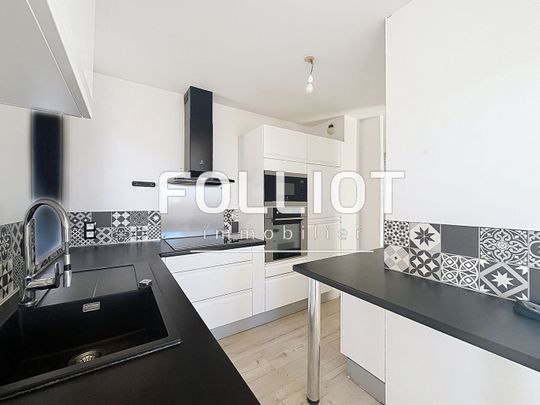 A LOUER Appartement Donville Les Bains 2 pièce(s) 46.46 m2 - Photo 1