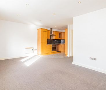 2 bed Apartment To Let - Photo 3