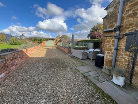 4 bedroom cottage to rent - Photo 3