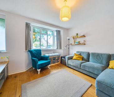 Whittell Gardens, London, SE26 - Photo 1