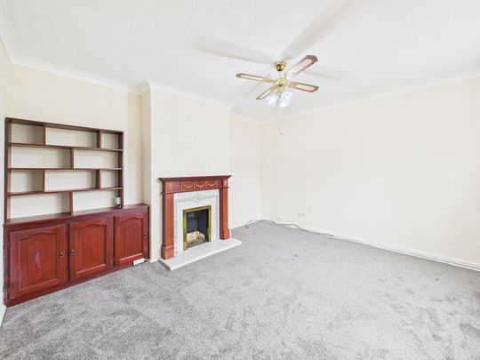 2 bedroom maisonette to rent - Photo 1