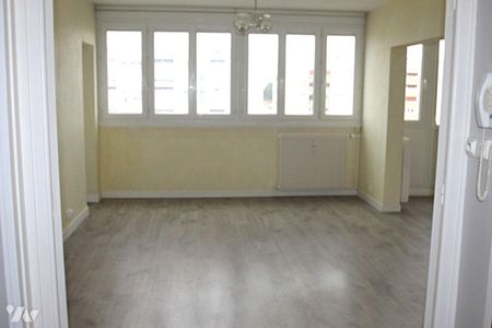 Quartier Laennec, dans résidence avec gardien, au 7éme étage, appartement de 72,50 m² comprenan... - Photo 4