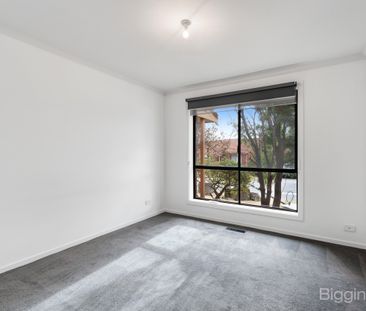 Two Bedroom Villa Unit in Charming Village Setting - Photo 4