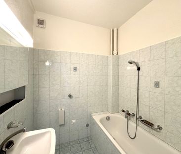 Magnifique appartement de 2 pièces au Rez-de-chaussée avec loggia - Photo 4