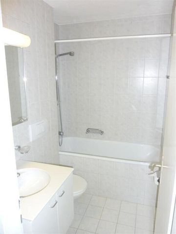 Friendly single apartment in Zumikon - limited until 31.03.2027 - Photo 5