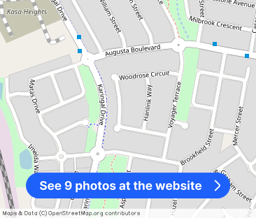 Stunning 3 bedroom duplex with a yard - Photo 1