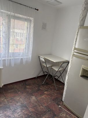 Vitan mall etaj 5 cu parcare - Photo 1