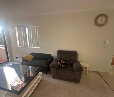 Beverly Hills - Photo 5