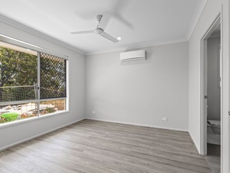 2/108 Johnston Street, Bellbird Park QLD 4300 - House For Rent | Domain - Photo 2