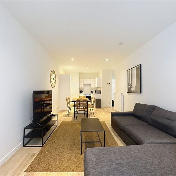 Quartier Européen! Bel Appartement meublé une chambre avec terrasse - foto 1