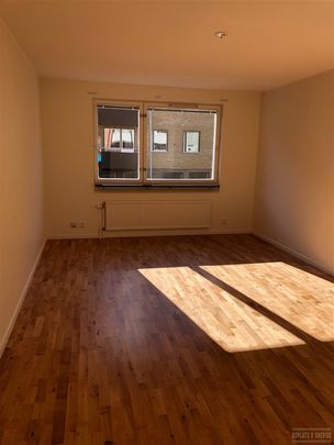 Jägaregatan 4 A - Foto 1