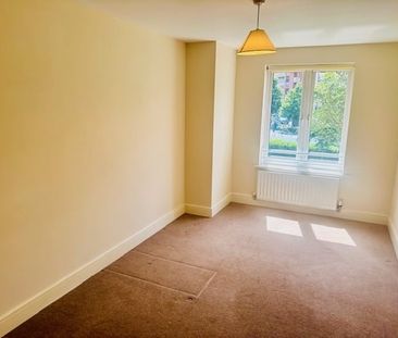 Kingsquarter, MAIDENHEAD - Photo 2