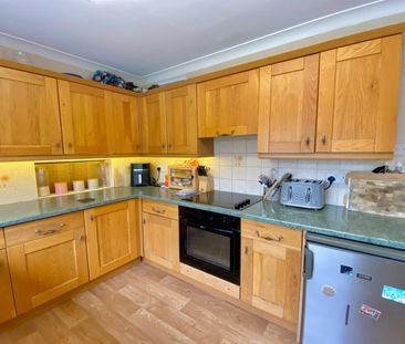 Kingsway Gardens, Chandlers Ford, SO53 - Photo 3