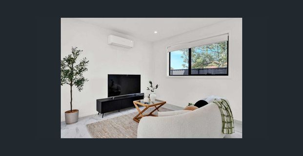 A Home That Feels Like Your Own Little Universe - Photo 1