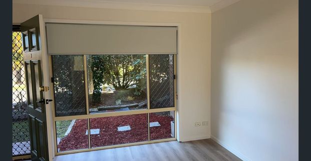 New Renovated 3-bedroom modern townhouse - Photo 1