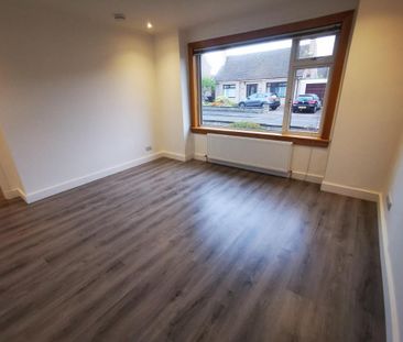 2 bedroom semi-detached house to rent - Photo 3