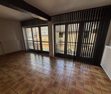 Appartement te huur - Photo 1