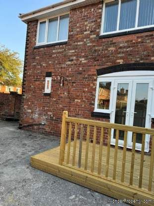 3 bedroom property to rent in Manchester - Photo 2