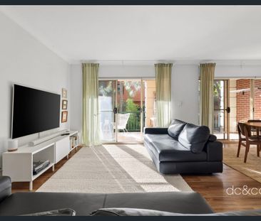 Three-bedroom comfort with space and style to match - Photo 1