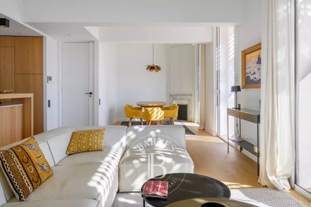 LOCATION MEUBLÉE - CASSIS - APPARTEMENT - BALCON - VUE PORT ET CAP CANAILLE - GARAGE. - Photo 5