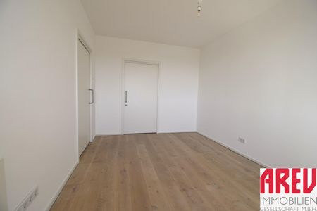 GROSSARTIGE 2 ZIMMERWOHNUNG MIT LOGGIA IM GRÜNEN! - Photo 3