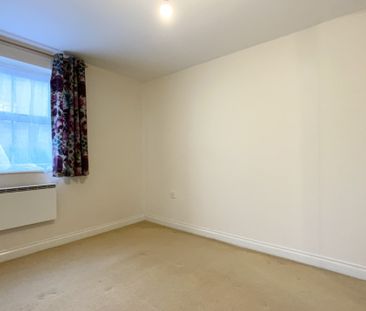 Cobham Way, York - Photo 3