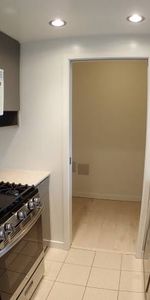 Yaletown 2 Bedroom 1 bath at Max with amazing amentites! - Photo 3