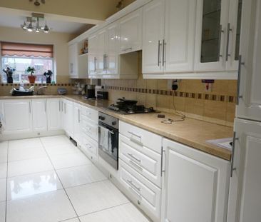 1 bedroom in a house share to rent - Photo 6