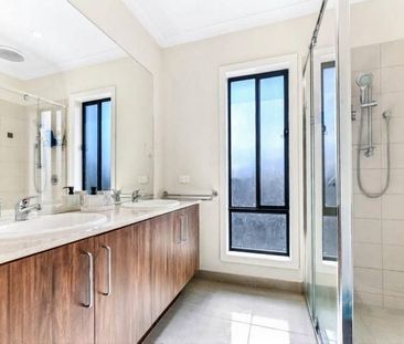 Modern Comfort in Clyde Awaits You! - Photo 6