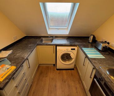 Studio to rent - Photo 3