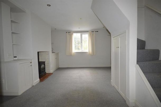 2 bedroom cottage to rent - Photo 1